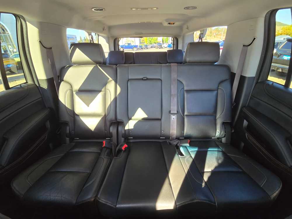 Thumbnail: 2016 Chevrolet Suburban - 18