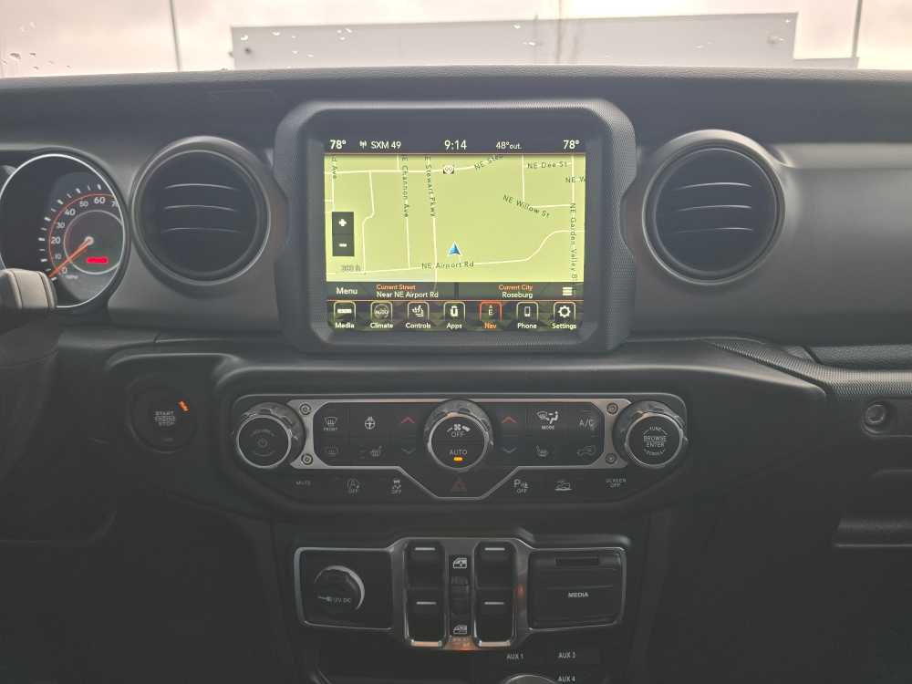 Thumbnail: 2021 Jeep Gladiator - 12