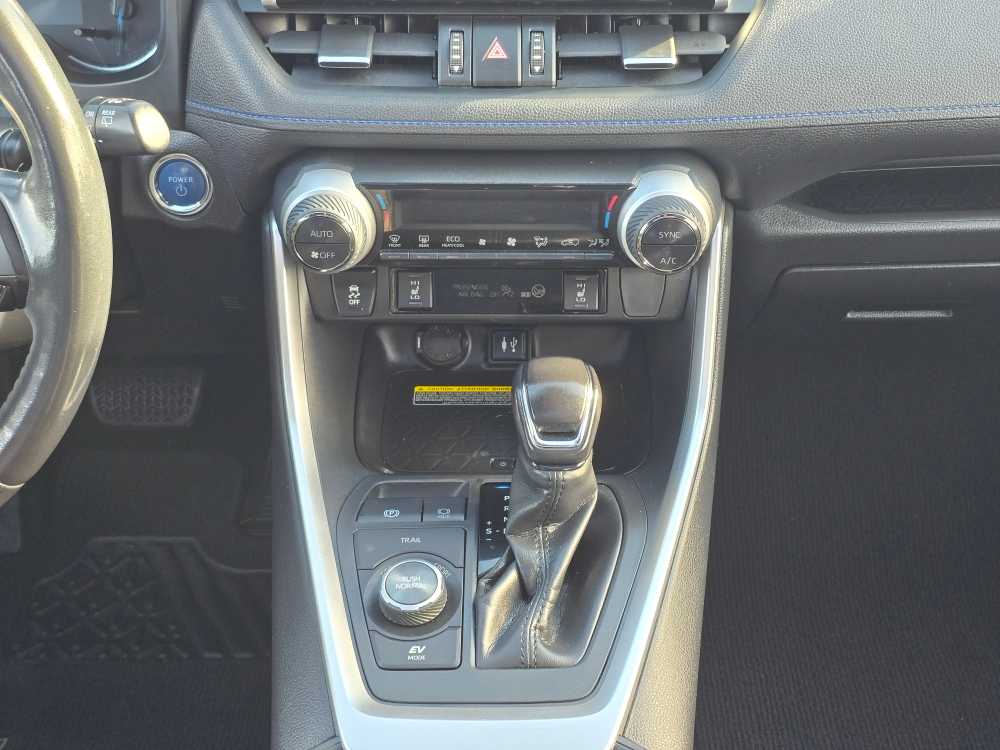 Thumbnail: 2019 Toyota RAV4 - 13