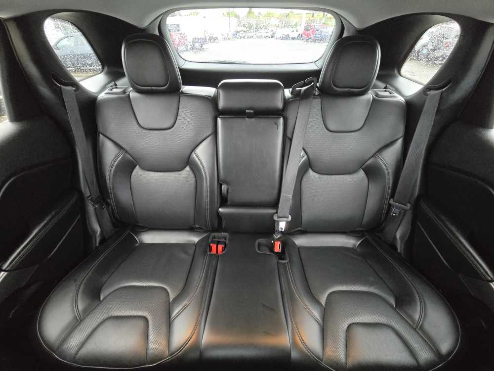 Thumbnail: 2020 Jeep Cherokee - 17