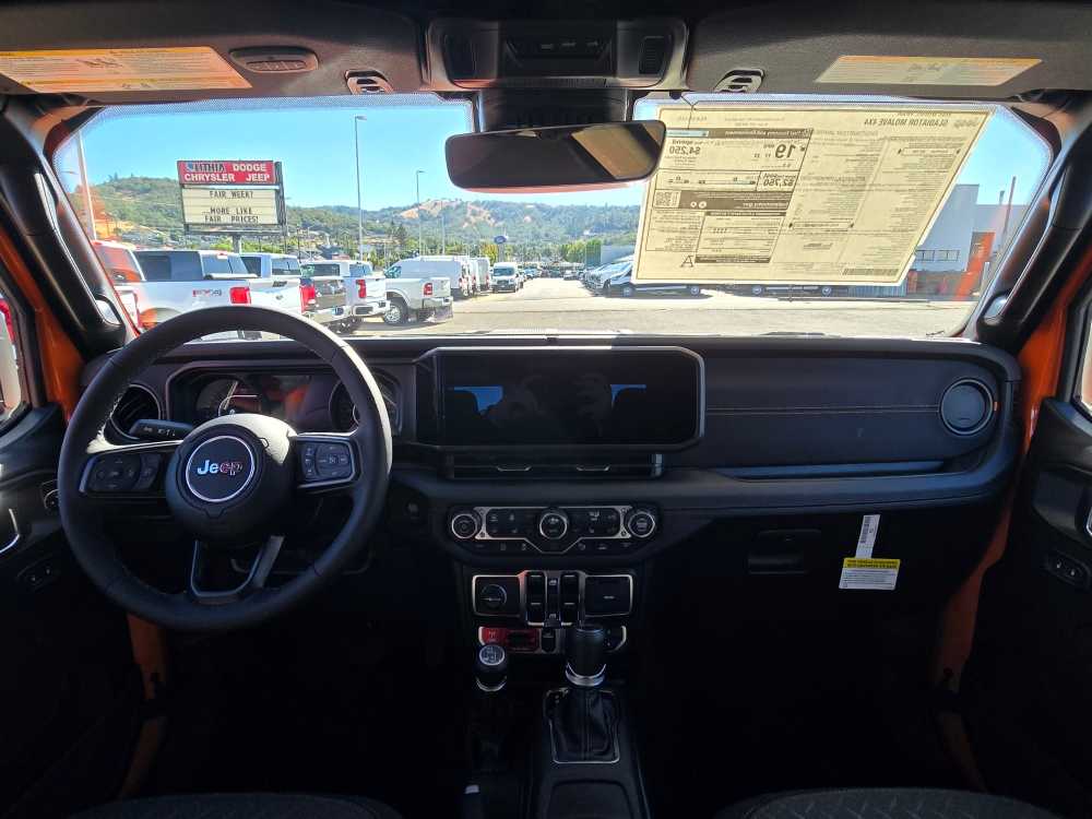 Thumbnail: 2025 Jeep Gladiator - 15