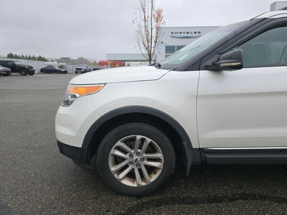Thumbnail: 2012 Ford Explorer - 6