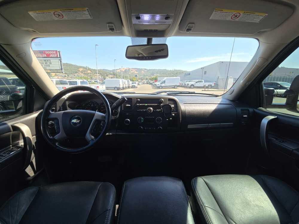 Thumbnail: 2011 Chevrolet Silverado 2500 - 16