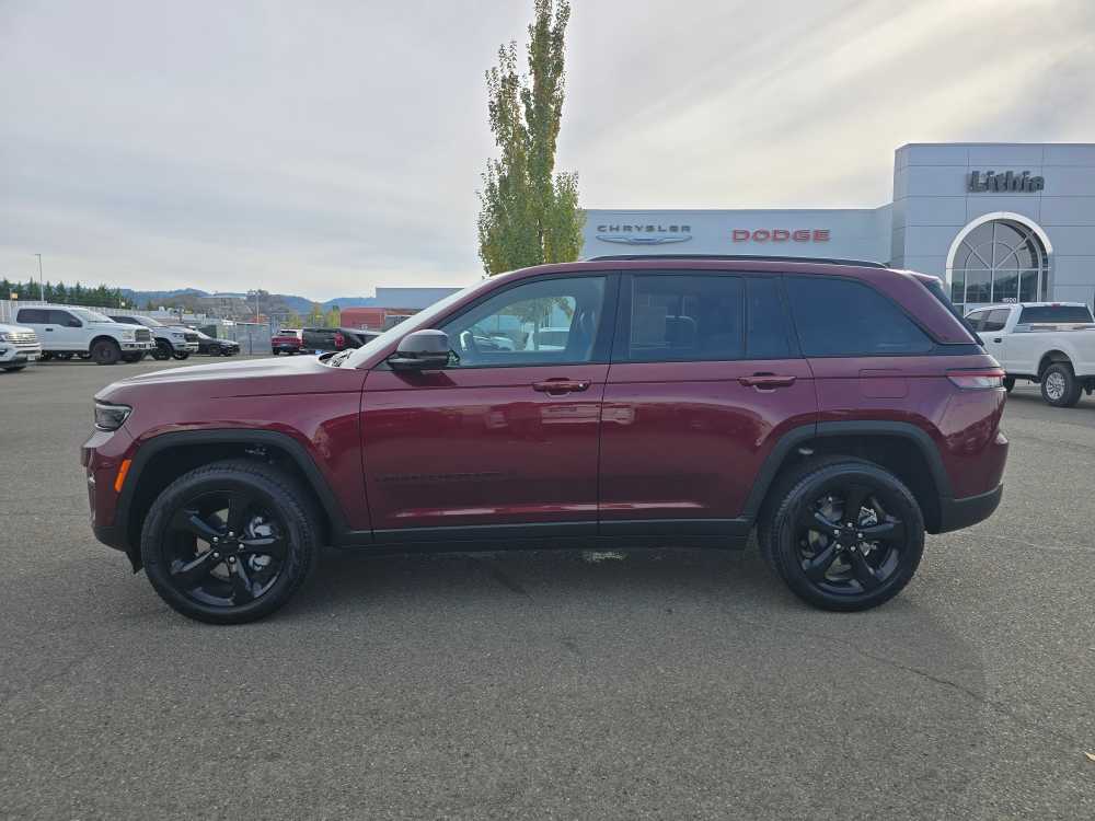 Thumbnail: 2025 Jeep Grand Cherokee - 2