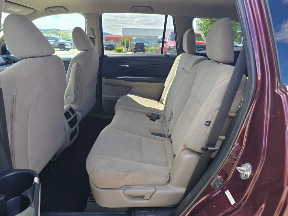 Thumbnail: 2016 Honda Pilot - 16