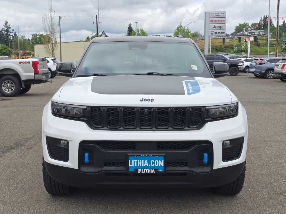 Thumbnail: 2023 Jeep Grand Cherokee - 8