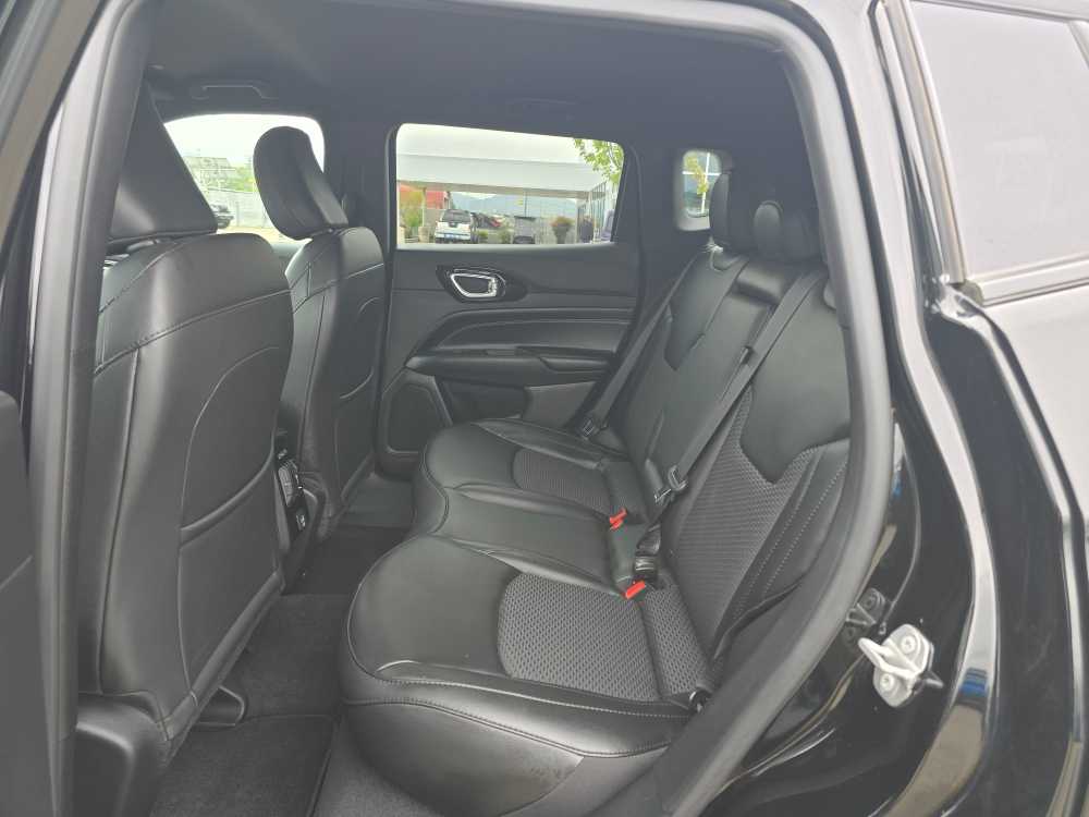 Thumbnail: 2022 Jeep Compass - 16