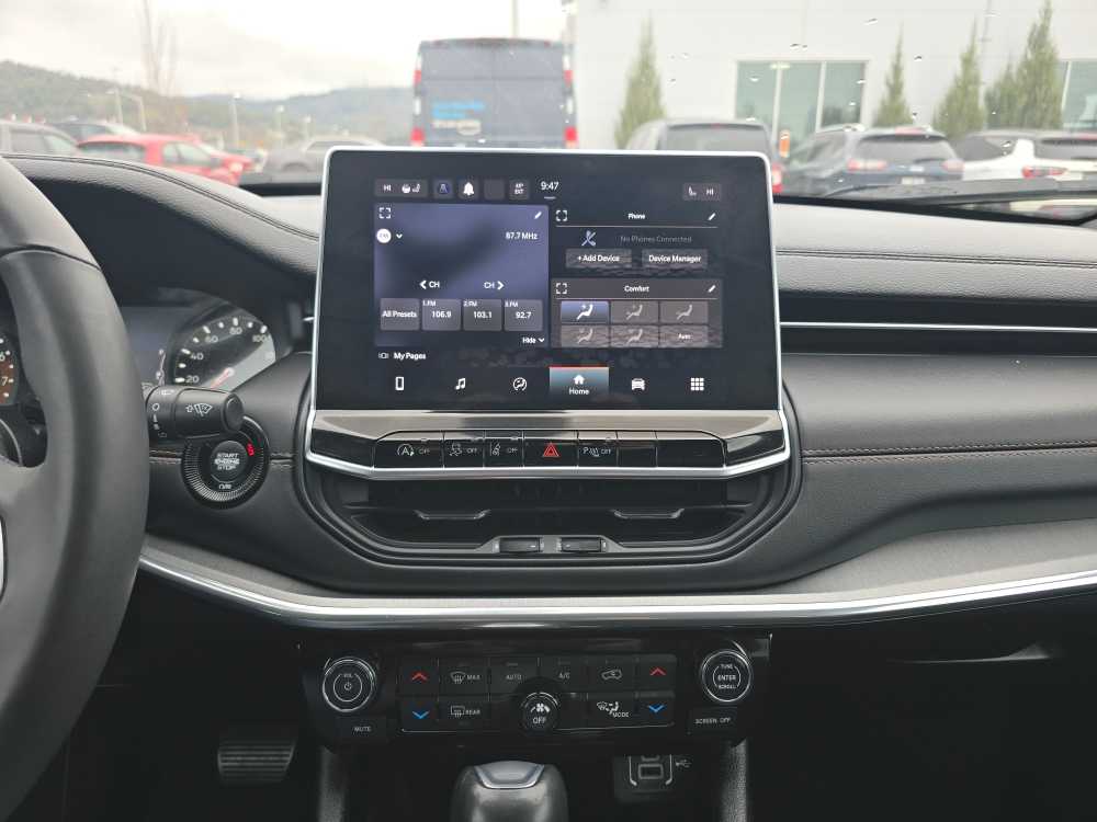 Thumbnail: 2023 Jeep Compass - 12