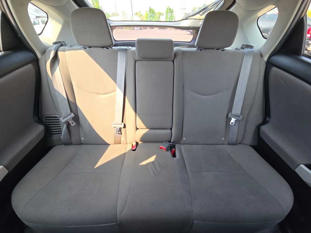 Thumbnail: 2014 Toyota Prius - 18