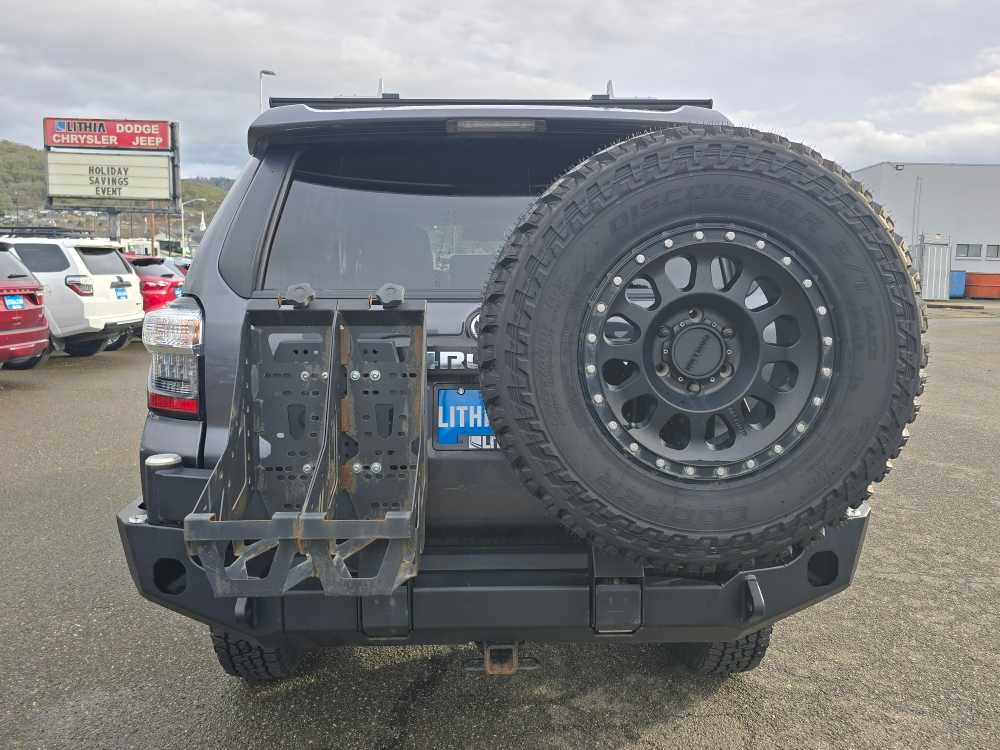 Thumbnail: 2021 Toyota 4Runner - 4