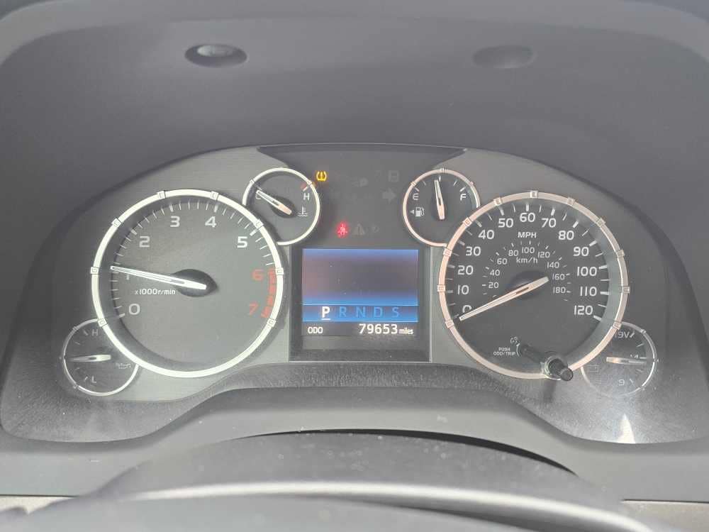 Thumbnail: 2014 Toyota Tundra - 21