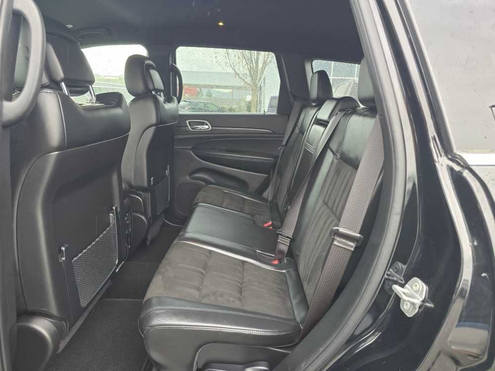 Thumbnail: 2021 Jeep Grand Cherokee - 16