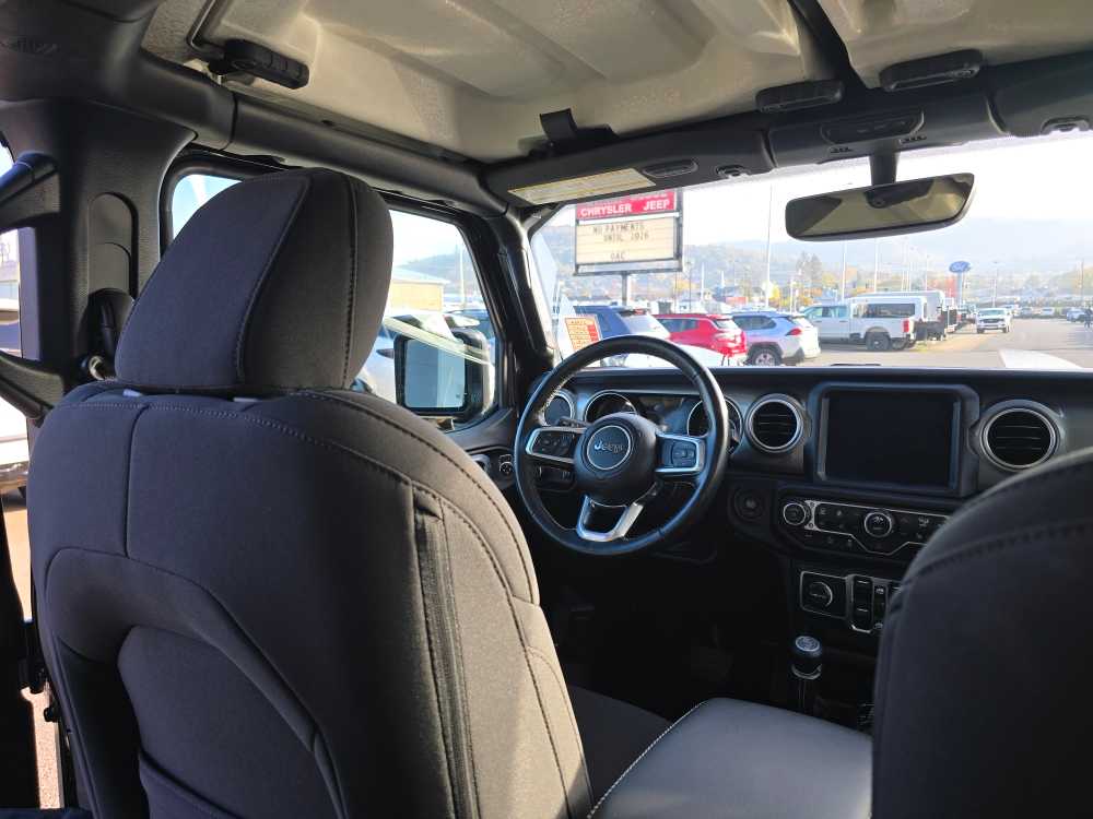 Thumbnail: 2023 Jeep Wrangler - 10