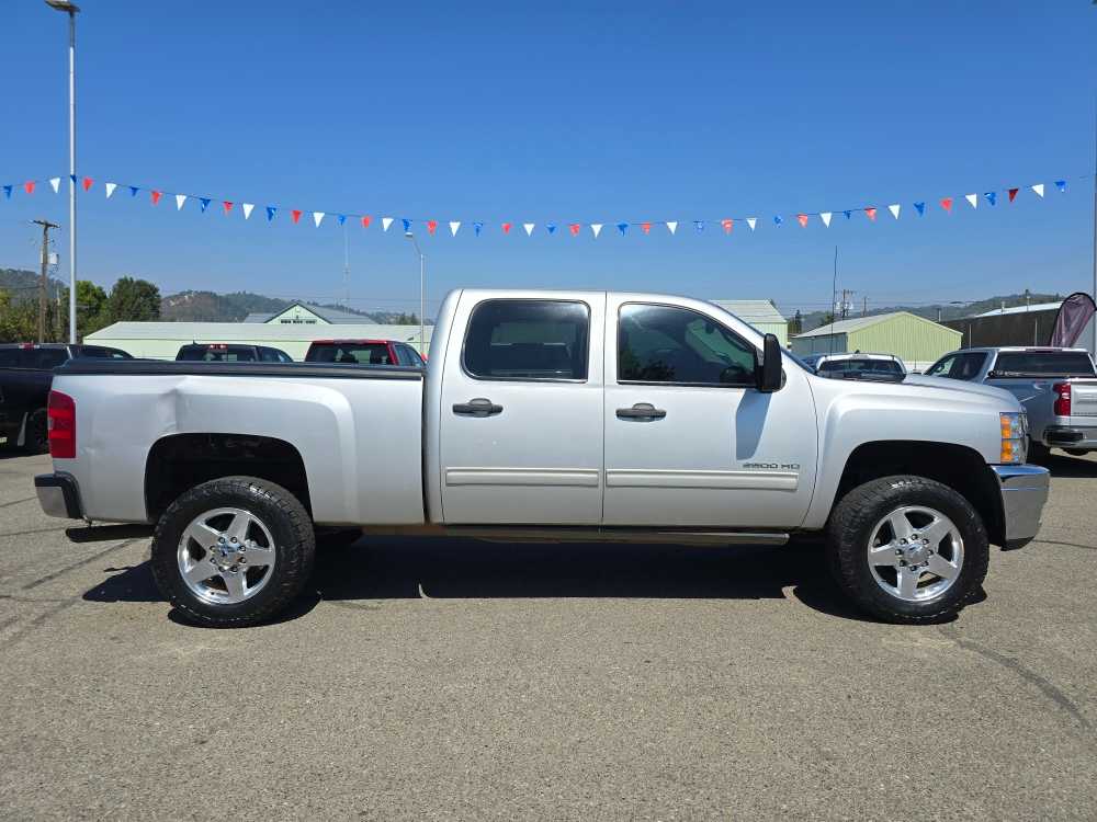 Thumbnail: 2011 Chevrolet Silverado 2500 - 6