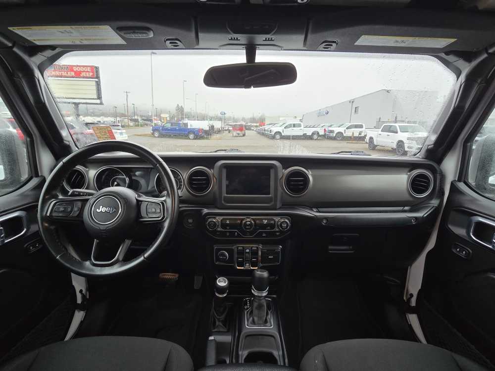 Thumbnail: 2022 Jeep Gladiator - 15