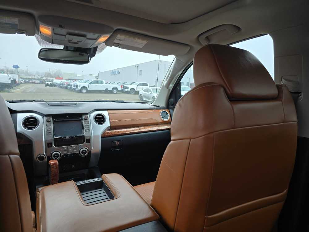 Thumbnail: 2018 Toyota Tundra - 14