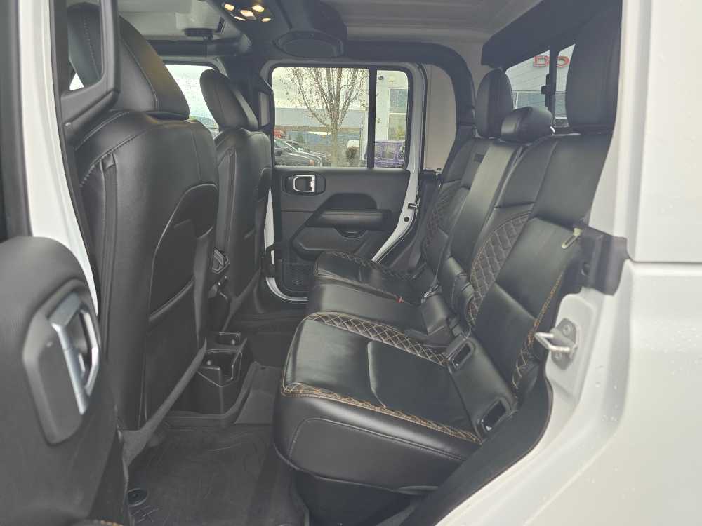 Thumbnail: 2023 Jeep Gladiator - 15