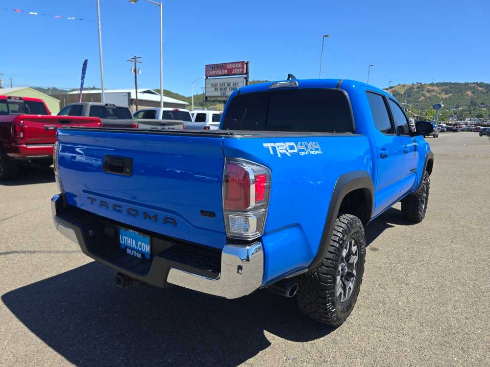 Thumbnail: 2020 Toyota Tacoma - 4