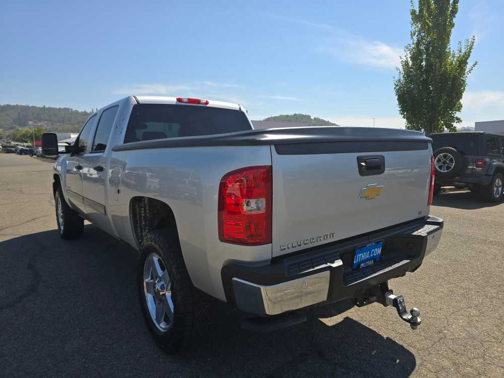 Thumbnail: 2011 Chevrolet Silverado 2500 - 3