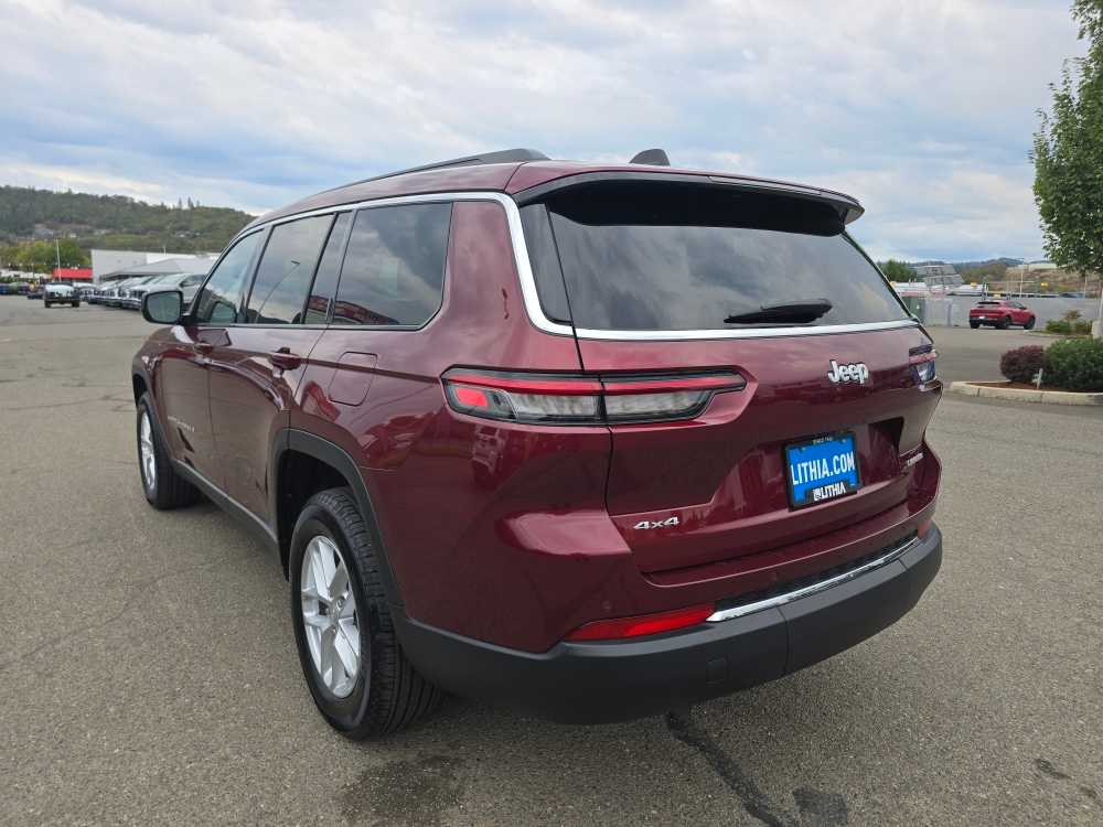 2024 Jeep Grand Cherokee Laredo X photo 3