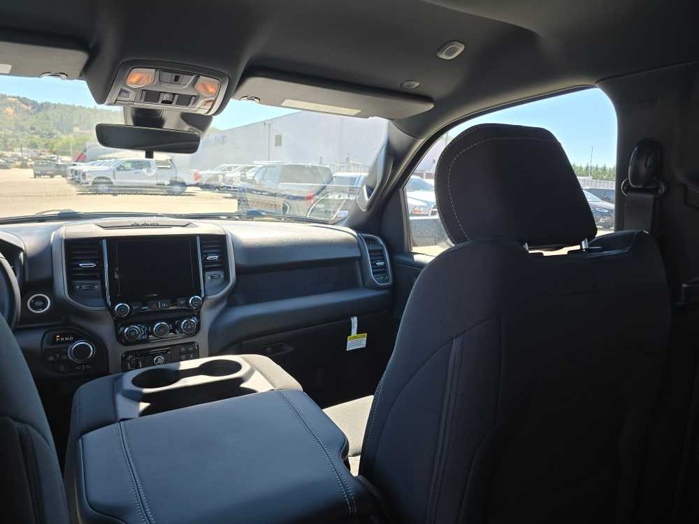Thumbnail: 2026 RAM 1500 - 14