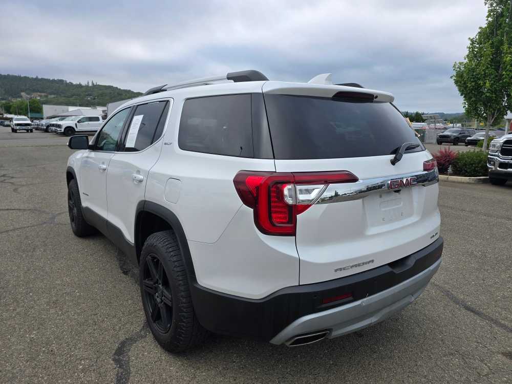 2020 GMC Acadia SLT 2