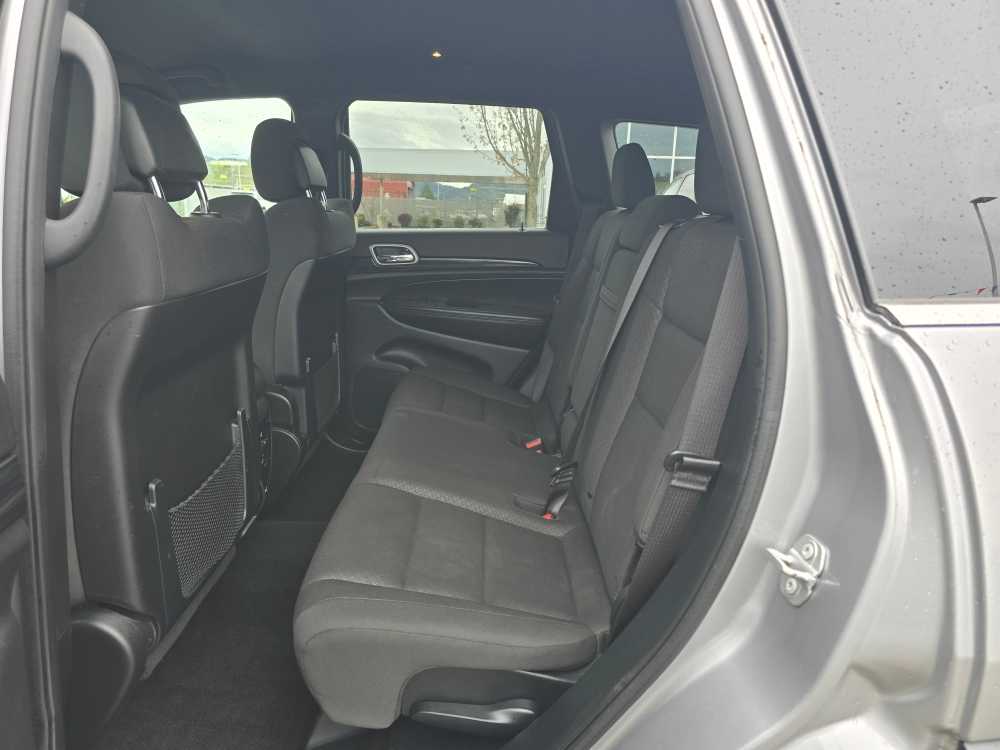 Thumbnail: 2020 Jeep Grand Cherokee - 16