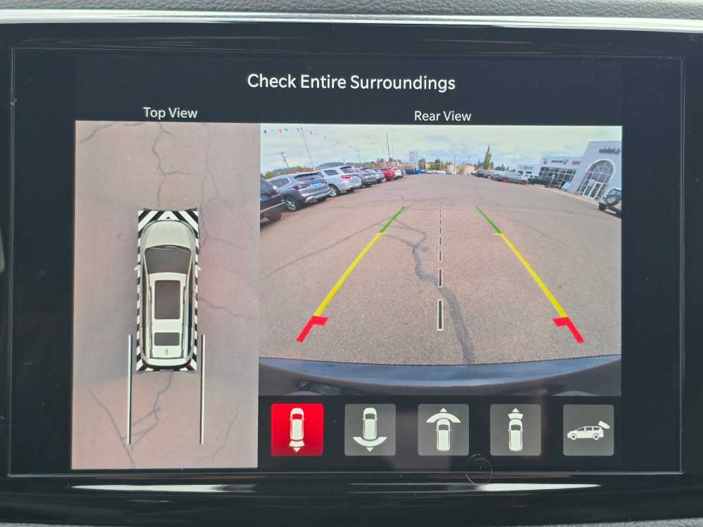 Thumbnail: 2026 Chrysler Pacifica - 20