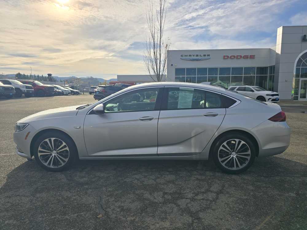 Used 2019 Buick Regal Sportback Preferred II with VIN W04GM6SX2K1067447 for sale in Roseburg, OR