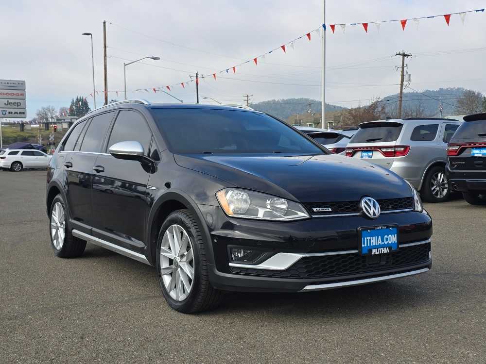 Thumbnail: 2017 Volkswagen Golf - 7