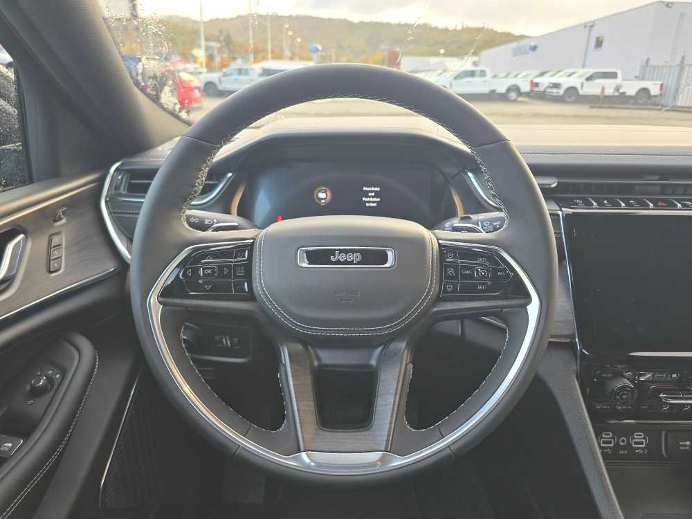 Thumbnail: 2025 Jeep Grand Cherokee - 11