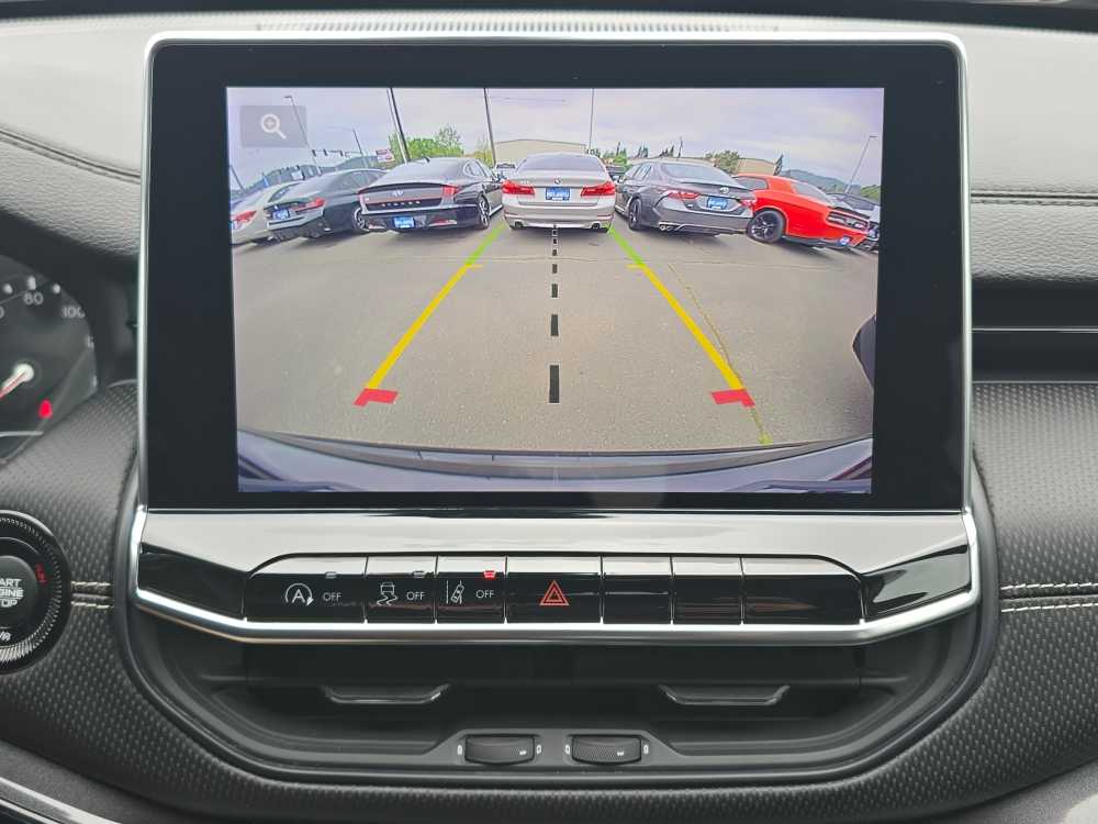 Thumbnail: 2022 Jeep Compass - 19