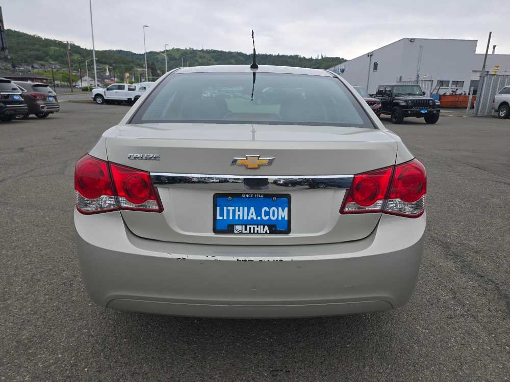 Thumbnail: 2014 Chevrolet Cruze - 4