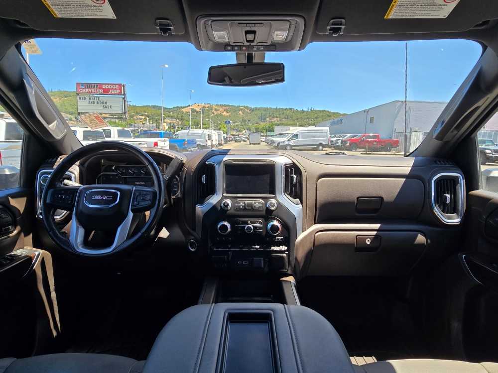 Thumbnail: 2021 GMC Sierra 3500 - 15
