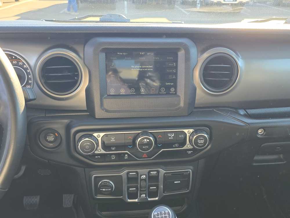 Thumbnail: 2018 Jeep Wrangler - 12