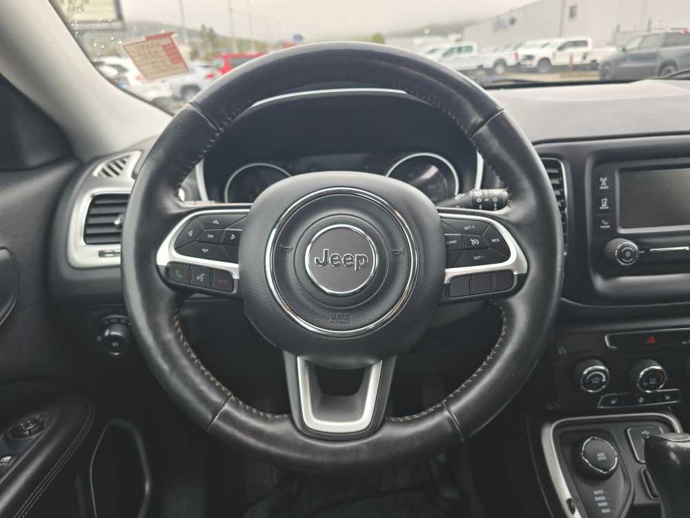 Thumbnail: 2018 Jeep Compass - 11