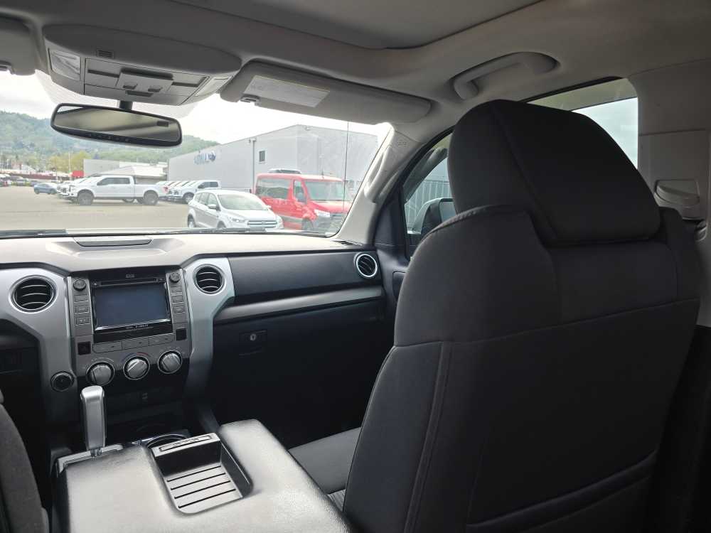 Thumbnail: 2014 Toyota Tundra - 14