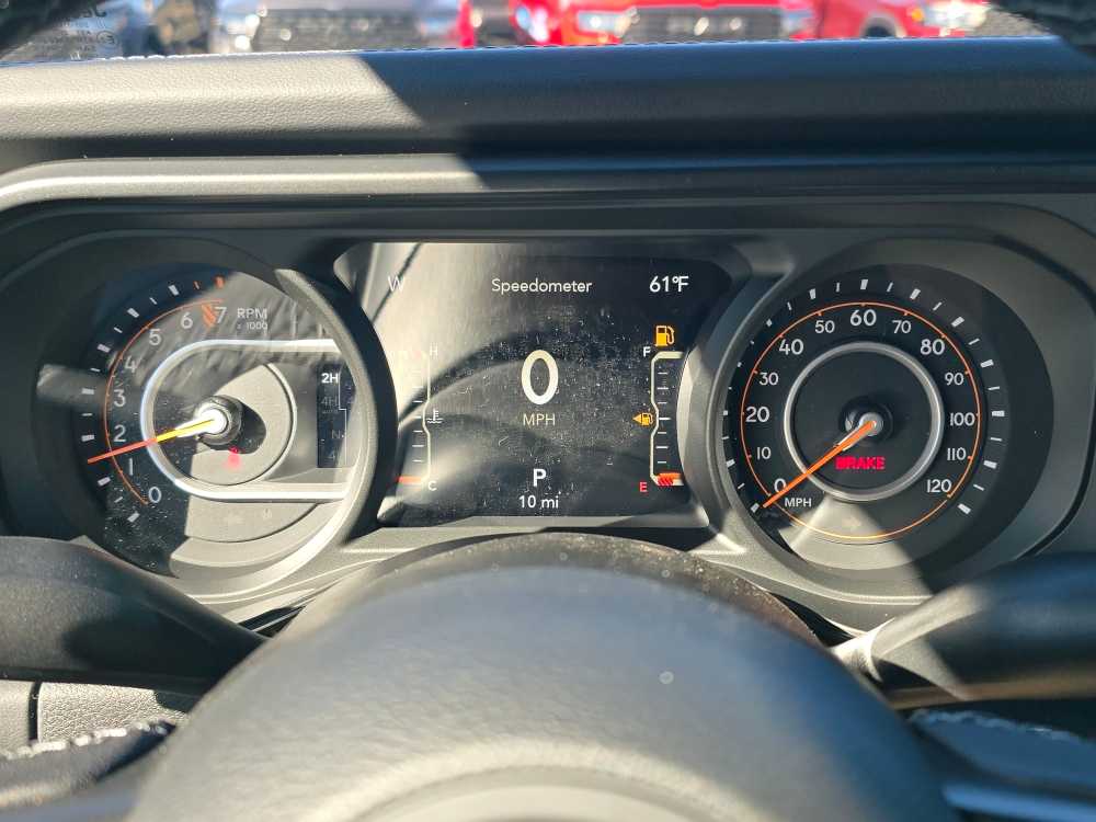 Thumbnail: 2025 Jeep Gladiator - 21