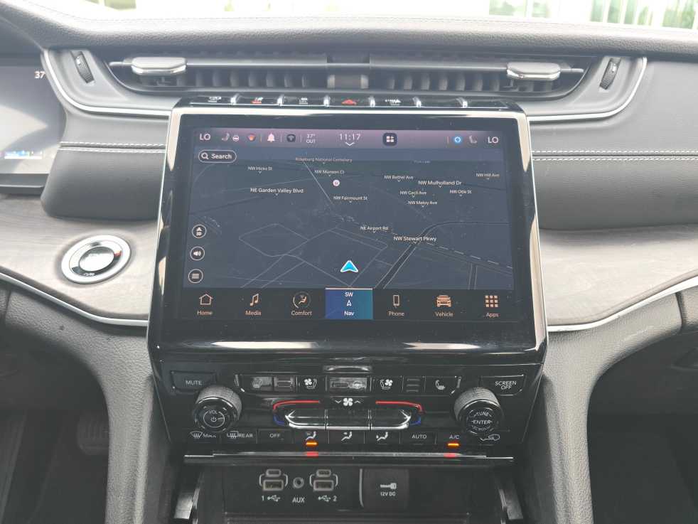 Thumbnail: 2024 Jeep Grand Cherokee L - 12