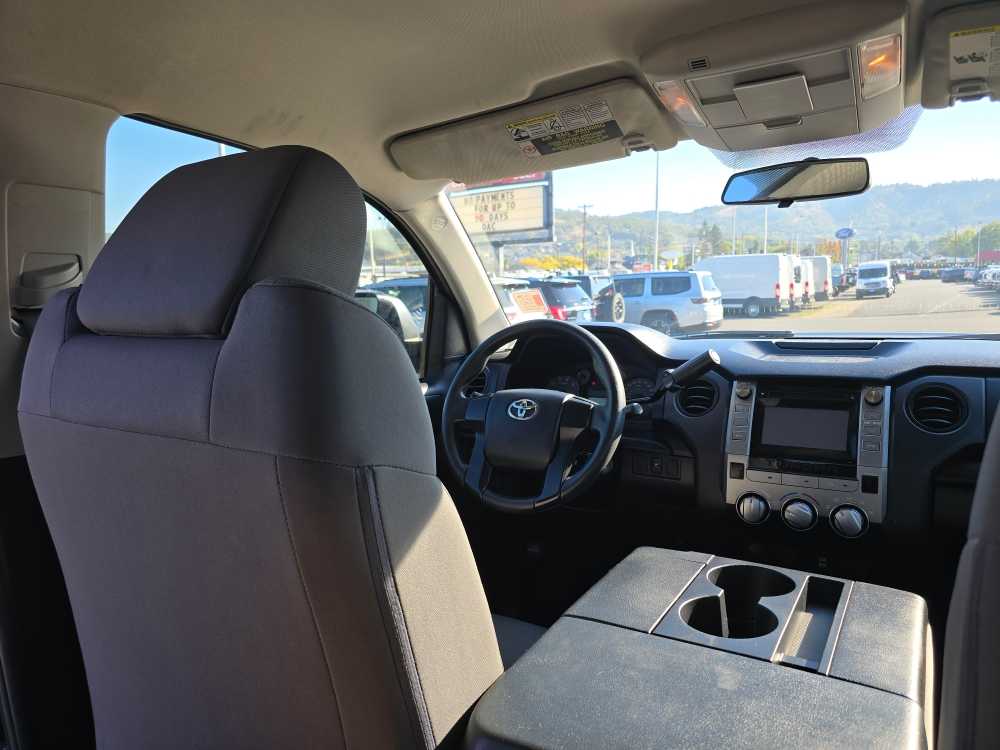 Thumbnail: 2014 Toyota Tundra - 11
