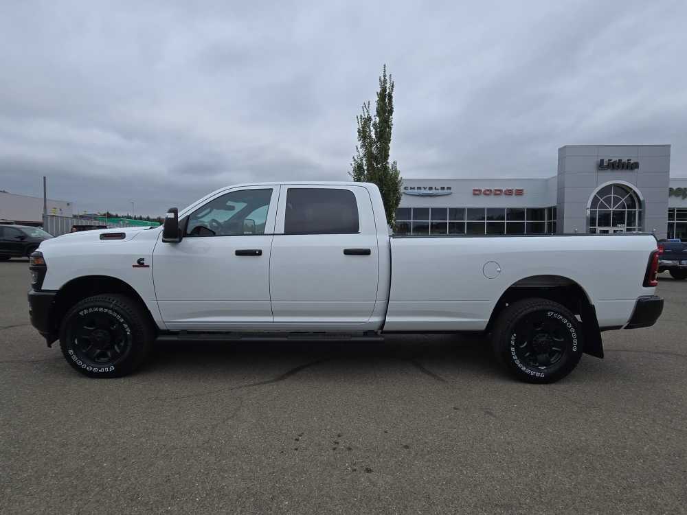 2026 Ram 3500 Tradesman photo 2