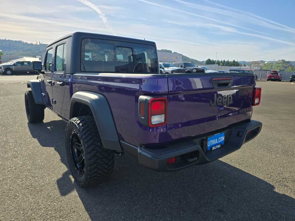 Thumbnail: 2026 Jeep Gladiator - 3