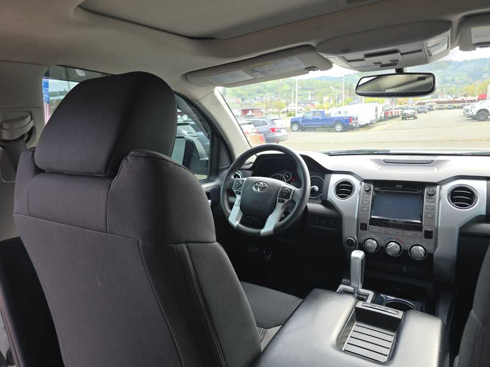 Thumbnail: 2014 Toyota Tundra - 10