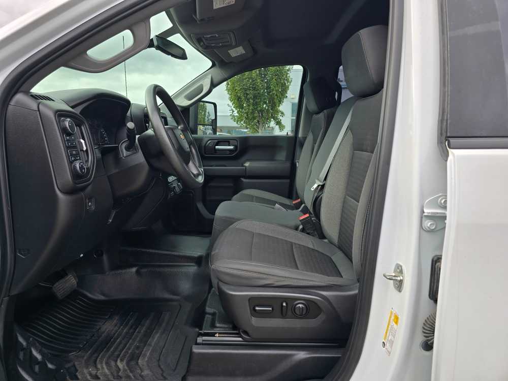 Thumbnail: 2021 Chevrolet Silverado 3500 - 10