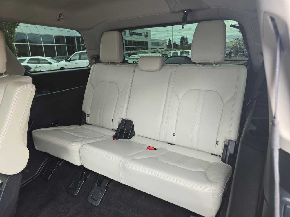 Thumbnail: 2019 Ford Expedition - 16