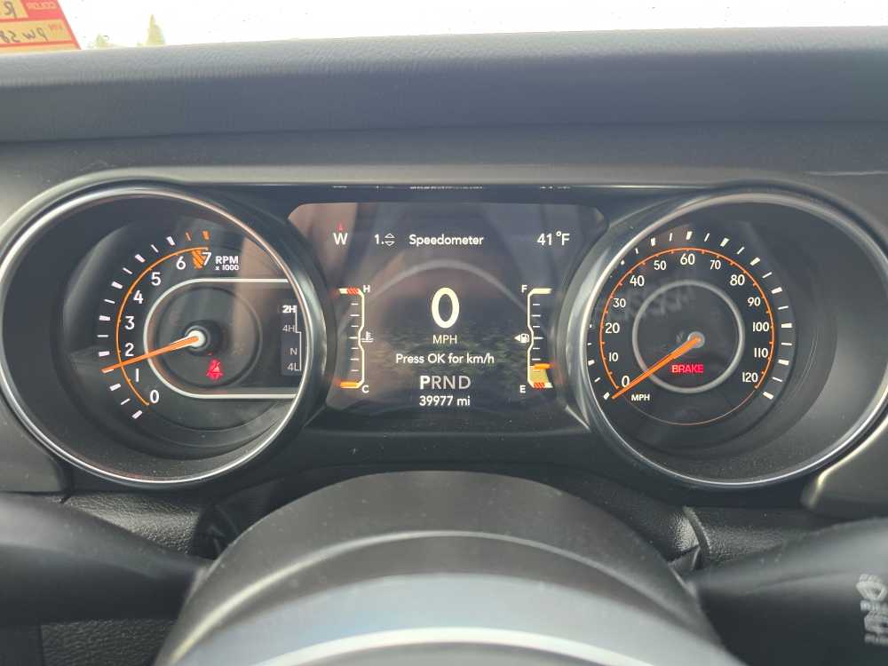 Thumbnail: 2023 Jeep Wrangler - 20