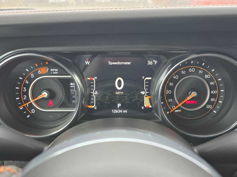 Thumbnail: 2023 Jeep Wrangler - 20