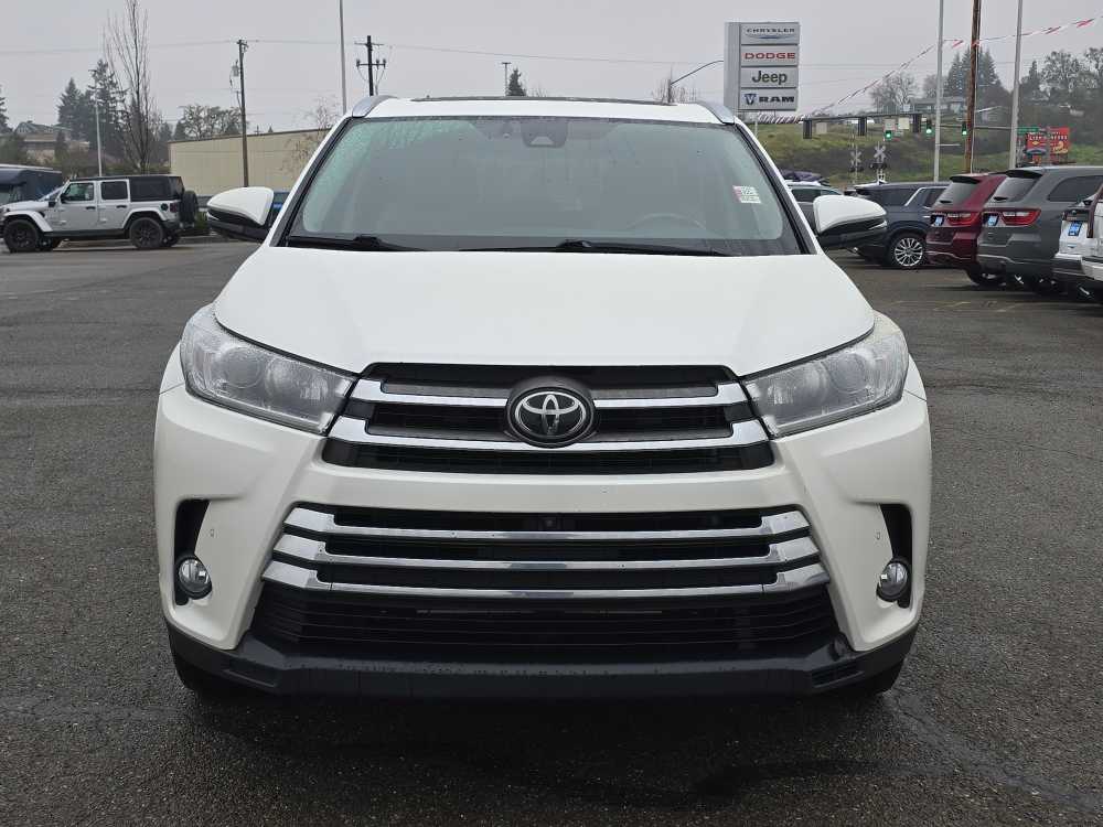 Thumbnail: 2018 Toyota Highlander - 8