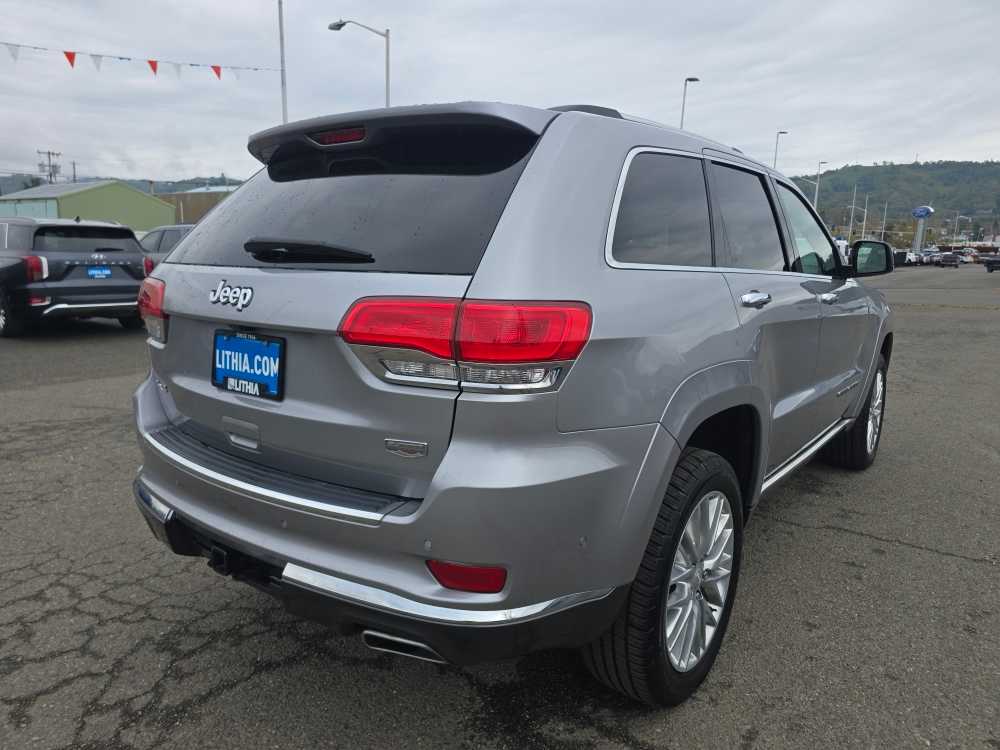 Thumbnail: 2018 Jeep Grand Cherokee - 4