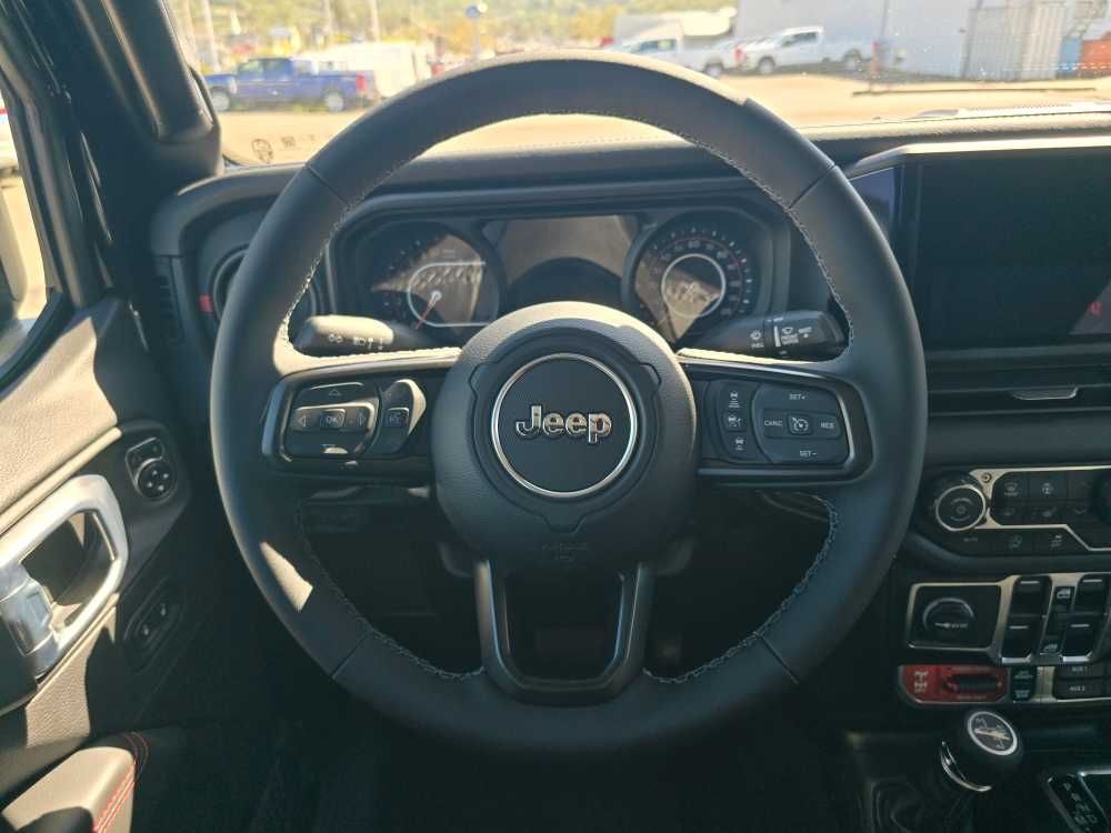 Thumbnail: 2026 Jeep Gladiator - 11